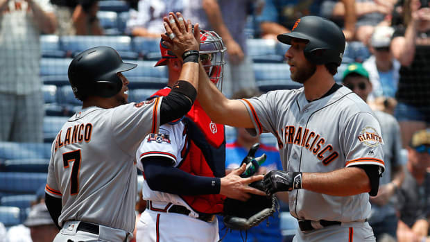 madison-bumgarner-home-run.jpg